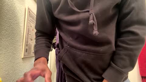 dealwithit805747 online show from January 19, 4:54 am