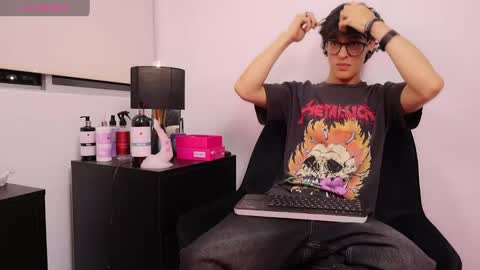 deamon_black online show from April 22, 1:57 am