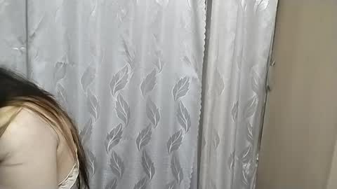 Camille online show from April 15, 7:58 pm