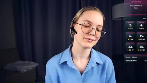 Charlie 18yo online show from September 13, 4:31 pm