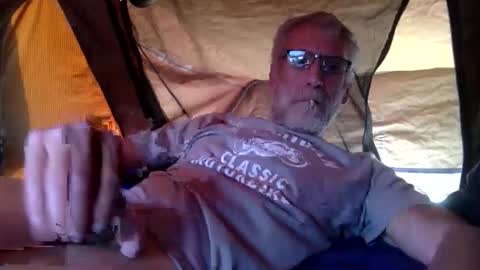 deanofflove221000 online show from May 20, 6:10 am