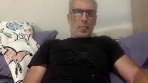 deanofflove221000 online show from November 16, 5:48 pm