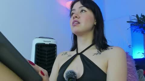 dearmilu28 online show from June 2, 7:27 pm