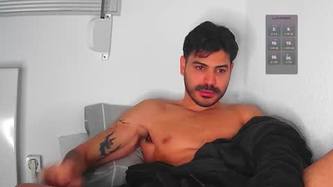 Pablo online show from January 7, 8:03 pm