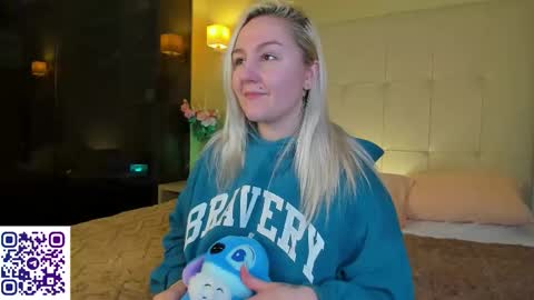 Debbie Mon Tue Fri Sun Sat GMT 3 1000am - 0400pm  online show from January 8, 5:52 pm