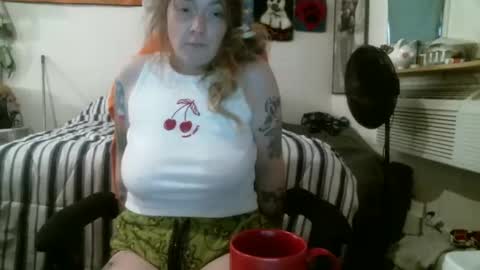 DEBBIE online show from November 30, 4:03 pm