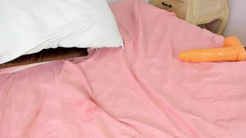 Snapshot of debora_scoot chatting on February 23, 2:46 pm Debora online show from February 23, 2:46 pm