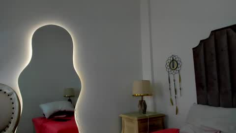 Snapshot of debora_scoot chatting on March 1, 2:34 pm Debora online show from March 1, 2:34 pm