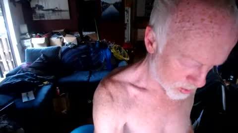 decarabas22 online show from June 14, 2:57 am