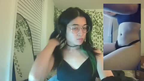 deciduousdoll online show from October 4, 6:11 am