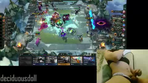 deciduousdoll online show from April 26, 12:52 am