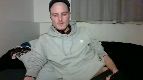 Dee4dayz online show from April 19, 3:07 am