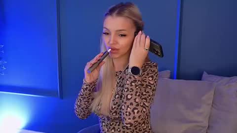 DeeaVIP online show from February 23, 6:04 am