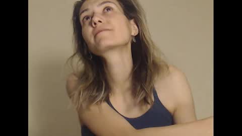 Deelightfull online show from February 8, 7:49 pm