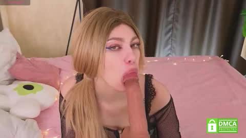 Sophie online show from January 14, 8:22 am