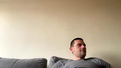 Defloy online show from January 1, 12:33 pm