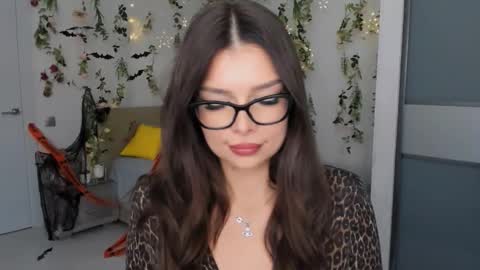 DegreeOfSincerity online show from October 30, 4:24 am