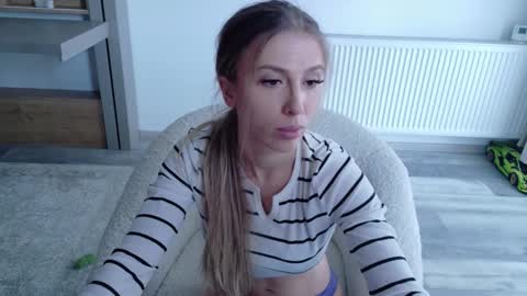 Di online show from November 26, 1:30 pm