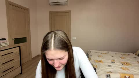 Mila online show from February 16, 9:29 am