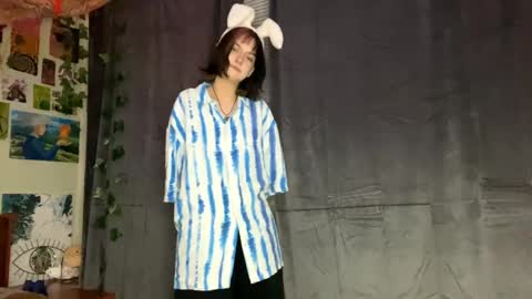 Alisa online show from April 4, 8:38 pm