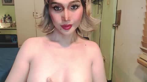 Mercedes online show from March 22, 8:29 am