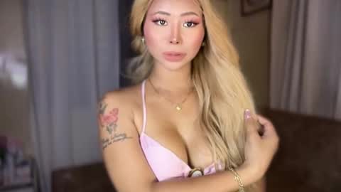 Hello your loving faye 3 online show from March 31, 11:21 am