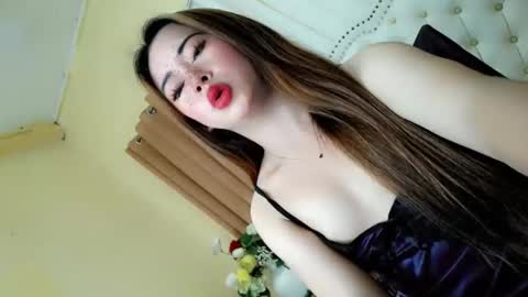 Sophie online show from April 20, 3:31 am