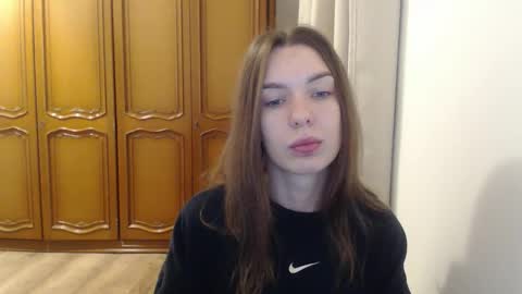 Aurora online show from December 3, 6:36 am