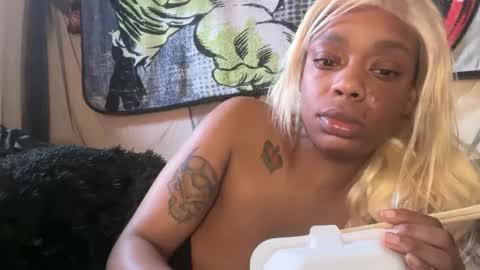 delightfuldark online show from September 13, 8:00 pm