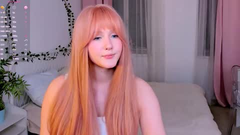 Snapshot of delilahtaylor chatting on October 19, 7:24 am Delilah or Laila online show from October 19, 7:24 am