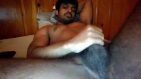 Snapshot of delta0211 chatting on December 16, 5:27 am delta0211 online show from December 16, 5:27 am