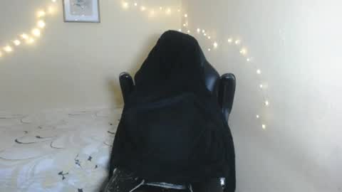 Demeter Salviati online show from February 9, 3:11 am