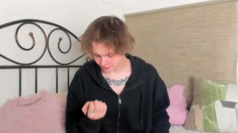 demianenglen online show from April 21, 10:44 am