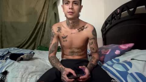 Snapshot of demon0724 chatting on October 16, 7:56 pm demon0724 online show from October 16, 7:56 pm