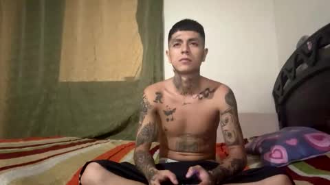 Snapshot of demon0724 chatting on October 11, 7:50 pm demon0724 online show from October 11, 7:50 pm