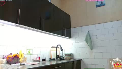 Yana online show from March 14, 4:44 pm