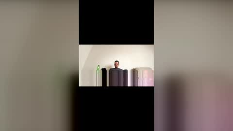 denis19872 online show from April 4, 11:17 am