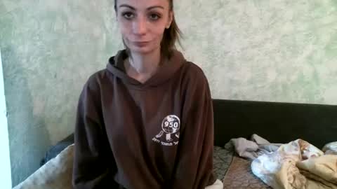 DennisXCarol online show from April 9, 7:58 am