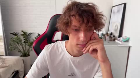 Snapshot of denobluora chatting on October 3, 11:51 am Jasper   online show from October 3, 11:51 am