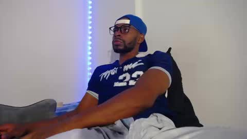 denzo online show from September 18, 5:33 am