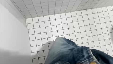 der_wanderer12 online show from November 10, 7:33 am