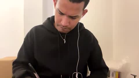 Dereck Myers online show from February 24, 5:21 am