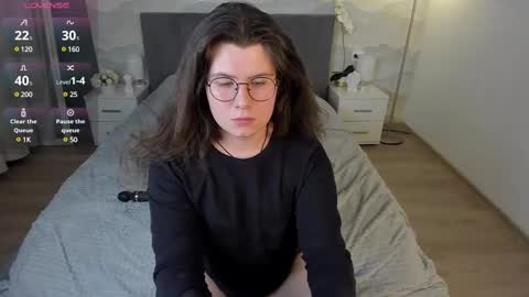 Derek online show from February 25, 3:09 pm