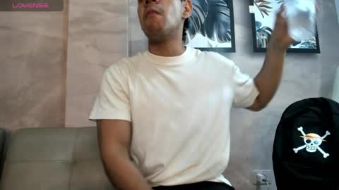 derek_voss online show from April 12, 3:54 am