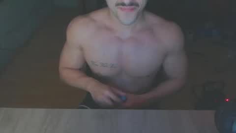 derekhuge online show from November 3, 8:04 am