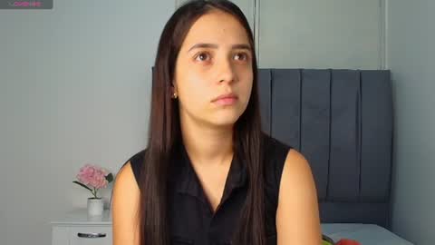 derly_cuervo703031 online show from June 12, 8:08 pm