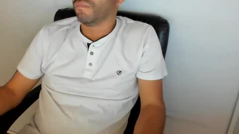     online show from August 6, 3:32 pm