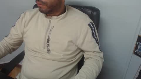     online show from January 14, 11:51 am