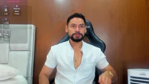 DerryBigger CM online show from October 5, 2:02 pm