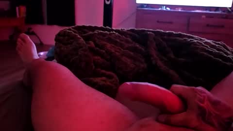 desertadventurer25 online show from December 17, 8:10 am